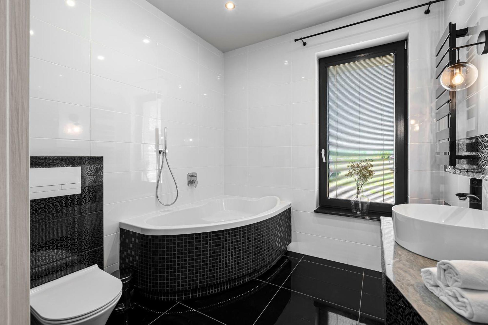 Chojno 31- Dom Wypoczynkowy Przy Jeziorze Z Jacuzzi Chrostkowo Zewnętrze zdjęcie